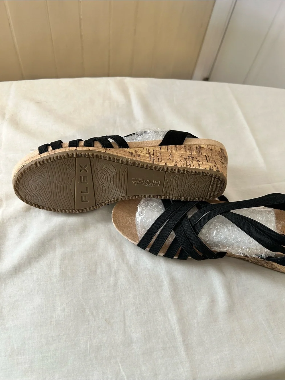 Life Stride Mallory Black Strappy Cork Wedge Sandals Size 8.5 M/NWOT